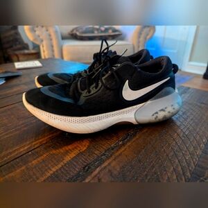 Nike Joyride Sneakers